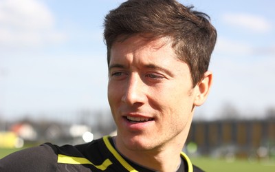 龙珠体育热评-B费任意球教科书